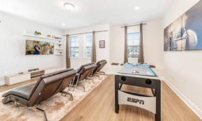 Classic 4 Bdrm Home with Private Pool at Encore
